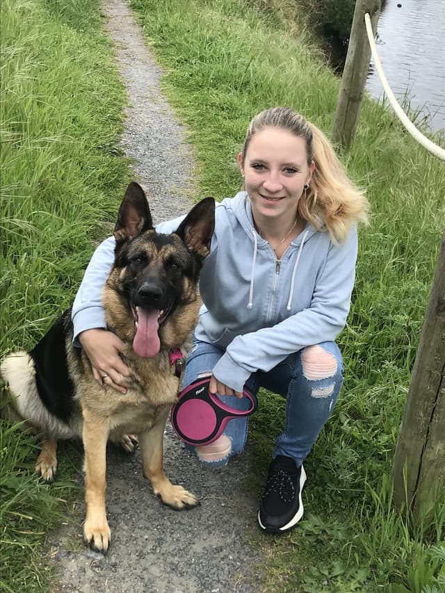 Helena, Gründerin von The Fluffy Dog Spa – Hundesalon Solothurn